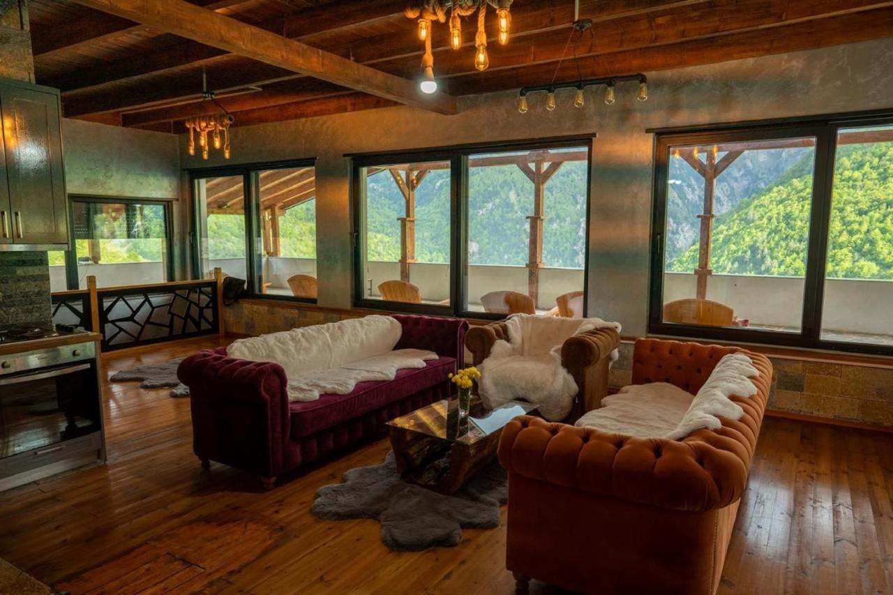 Zeneli Alpin Chalet Cerem Exteriör bild